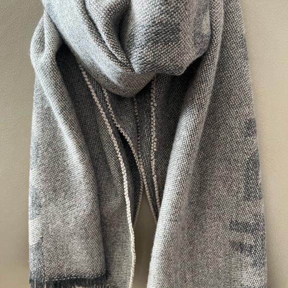 V. FRAAS cashmere scarf - natural - Picture 2 of 12